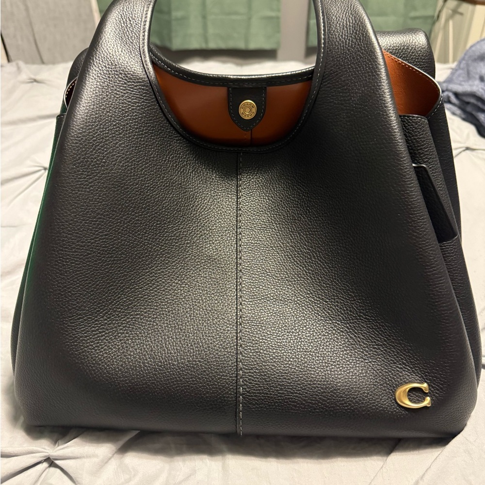 Coach Black and Brown Leather Shoulder Bag